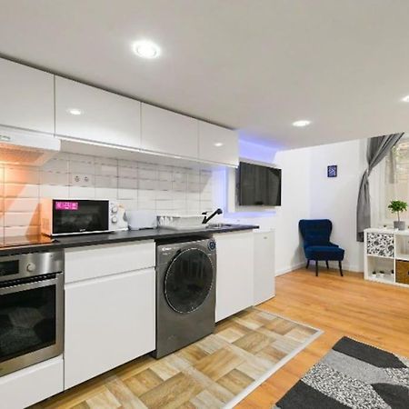 Lovely Studio Flat In Damjanich Street - Leonard Budapesta Exterior foto